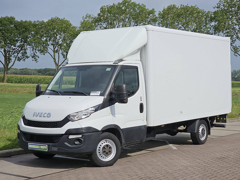 Iveco Daily 35S15 Bakwagen Laadklep! - Dostavno vozilo sa zatvorenim sandukom: slika 2 Iveco Daily 35S15 Bakwagen Laadklep! - Dostavno vozilo sa zatvorenim sandukom: slika 2