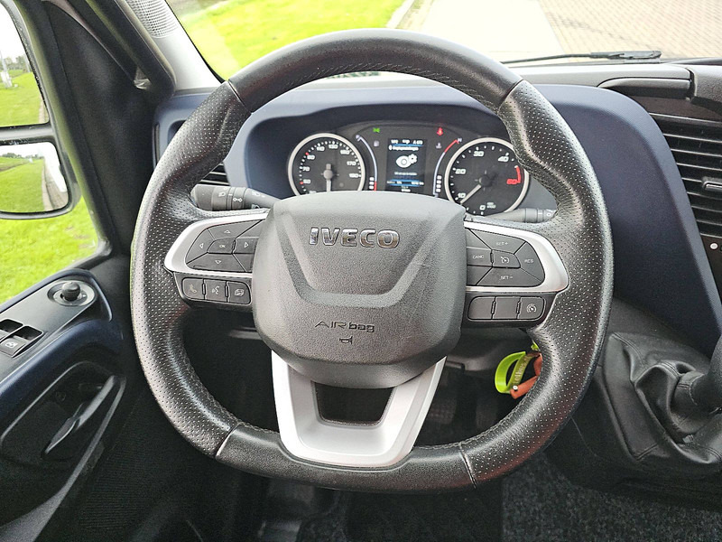 Iveco Daily 35S18 3.0ltr ac aut. EUR6 Iveco Daily 35S18 3.0ltr ac aut. EUR6: slika 11 Iveco Daily 35S18 3.0ltr ac aut. EUR6 Iveco Daily 35S18 3.0ltr ac aut. EUR6: slika 11