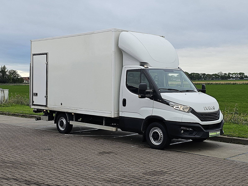 Iveco Daily 35S18 Bakwagen Laadklep! - Dostavno vozilo sa zatvorenim sandukom: slika 5 Iveco Daily 35S18 Bakwagen Laadklep! - Dostavno vozilo sa zatvorenim sandukom: slika 5