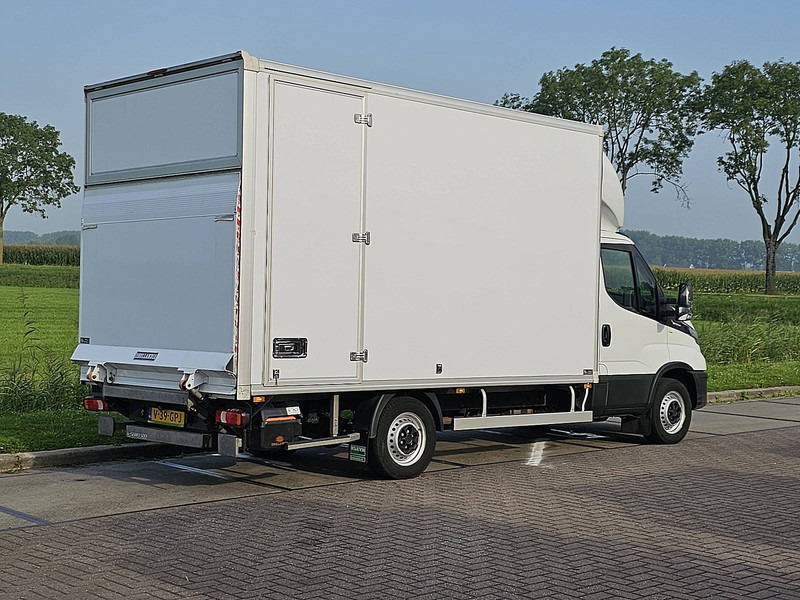 Iveco Daily 35S18 ac automaat EURO6 - Dostavno vozilo sa zatvorenim sandukom: slika 3 Iveco Daily 35S18 ac automaat EURO6 - Dostavno vozilo sa zatvorenim sandukom: slika 3