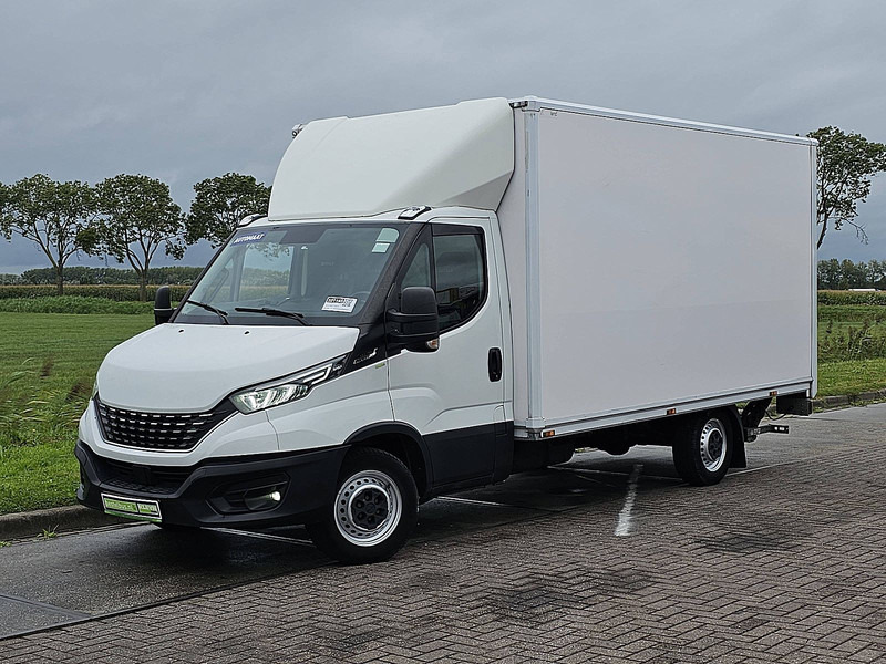 Iveco Daily 35S18 ac automaat EURO6 - Dostavno vozilo sa zatvorenim sandukom: slika 2 Iveco Daily 35S18 ac automaat EURO6 - Dostavno vozilo sa zatvorenim sandukom: slika 2