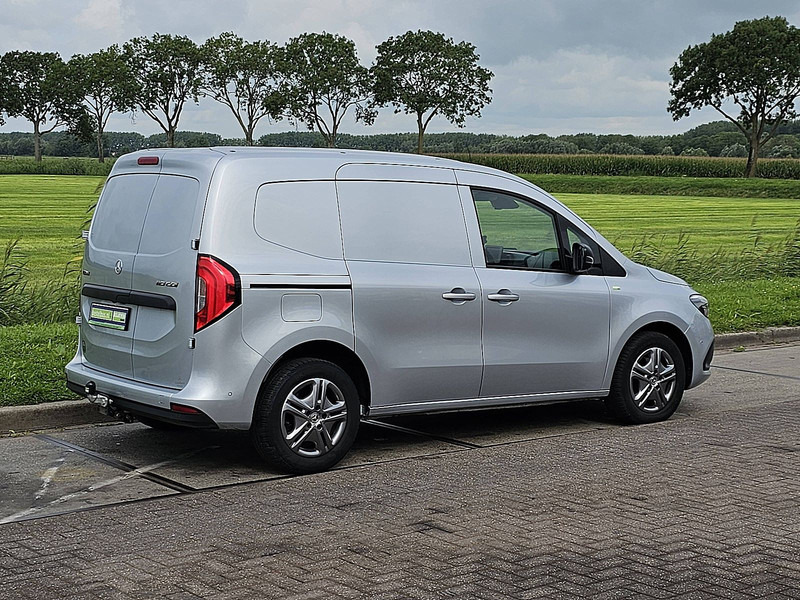 Mercedes-Benz Citan 110 CDI 3-Zits LED Automaat! - Dostavno vozilo sa zatvorenim sandukom: slika 3 Mercedes-Benz Citan 110 CDI 3-Zits LED Automaat! - Dostavno vozilo sa zatvorenim sandukom: slika 3