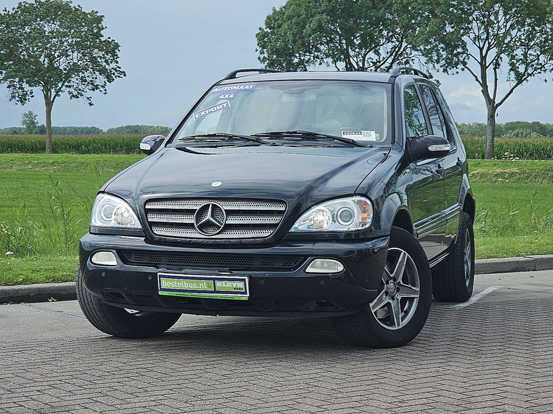 Mercedes-Benz M-Klasse 270 CDI - Mali kombi: slika 1 Mercedes-Benz M-Klasse 270 CDI - Mali kombi: slika 1