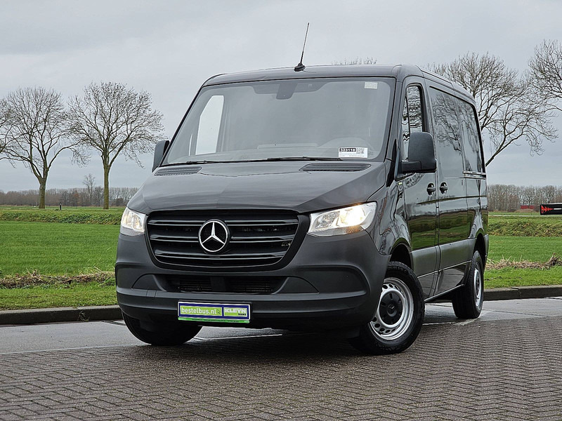 Mercedes-Benz Sprinter 211 CDI AUT. L1H1 - Mali kombi: slika 1 Mercedes-Benz Sprinter 211 CDI AUT. L1H1 - Mali kombi: slika 1