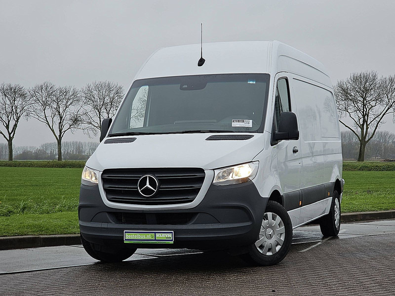 Mercedes-Benz Sprinter 215 ac automaat EURO6 - Furgon: slika 1 Mercedes-Benz Sprinter 215 ac automaat EURO6 - Furgon: slika 1