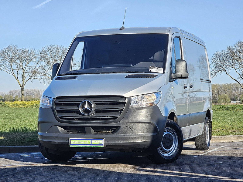 Mercedes-Benz Sprinter 311 L1H1 2xZijdeur Mbux! - Furgon: slika 1 Mercedes-Benz Sprinter 311 L1H1 2xZijdeur Mbux! - Furgon: slika 1