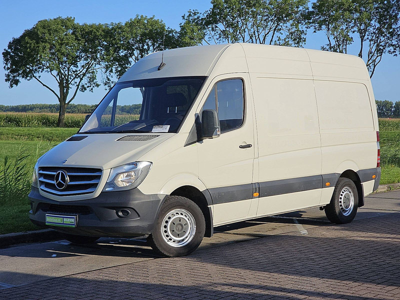 Mercedes-Benz Sprinter 311 L2H2 Airco Euro6! - Furgon: slika 2 Mercedes-Benz Sprinter 311 L2H2 Airco Euro6! - Furgon: slika 2
