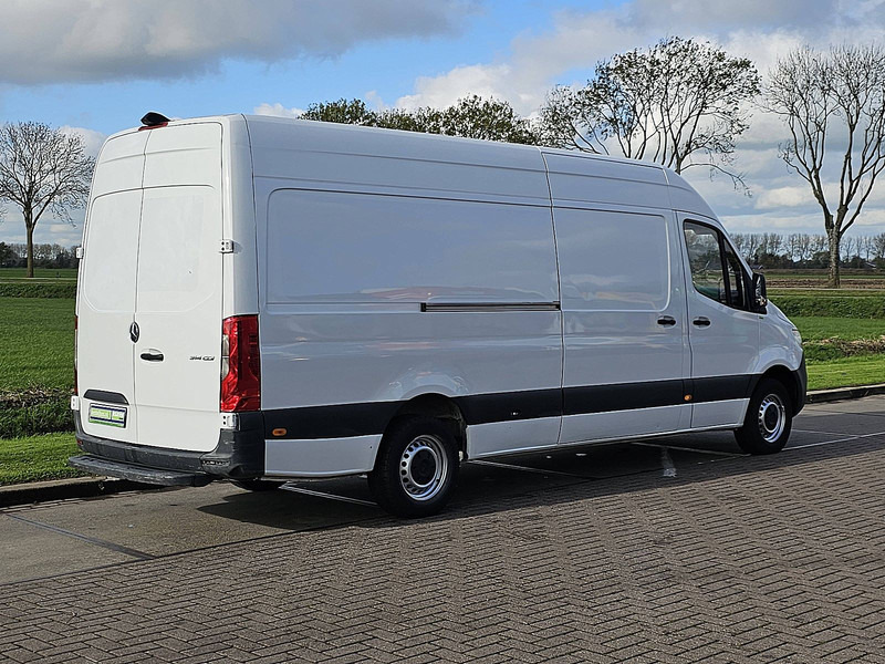 Mercedes-Benz Sprinter 314 CDI AUT. L3H2 - Furgon: slika 3 Mercedes-Benz Sprinter 314 CDI AUT. L3H2 - Furgon: slika 3