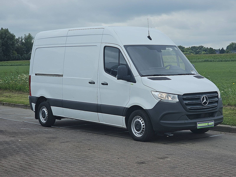 Mercedes-Benz Sprinter 314 L2H2 Mbux Airco Eur6 - Furgon: slika 5 Mercedes-Benz Sprinter 314 L2H2 Mbux Airco Eur6 - Furgon: slika 5