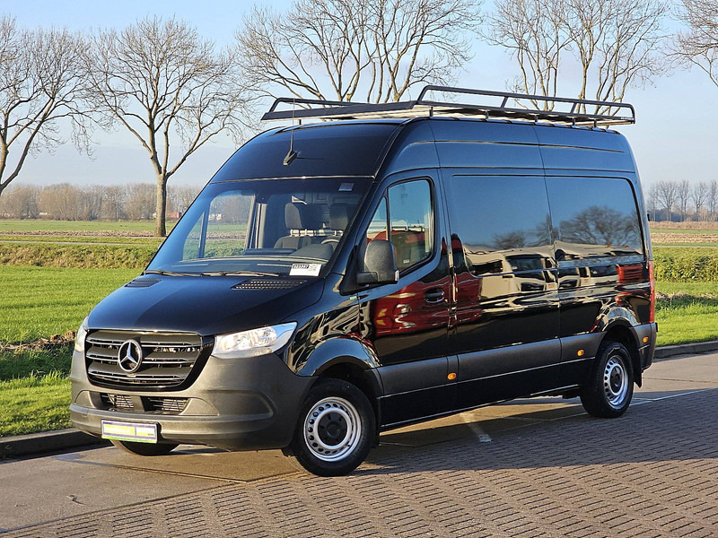 Mercedes-Benz Sprinter 314 L2H2 Mbux10 Automaat - Furgon: slika 2 Mercedes-Benz Sprinter 314 L2H2 Mbux10 Automaat - Furgon: slika 2