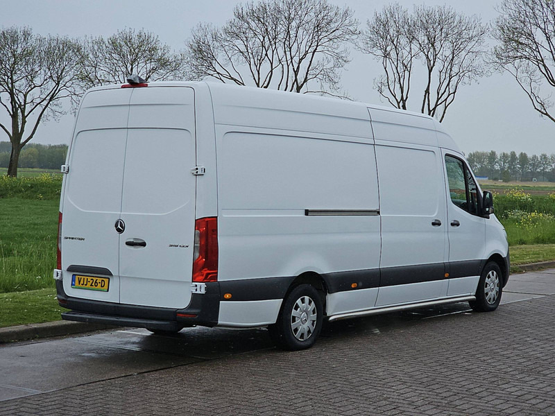 Mercedes-Benz Sprinter 315 AC MBUX EURO6 - Furgon: slika 3 Mercedes-Benz Sprinter 315 AC MBUX EURO6 - Furgon: slika 3