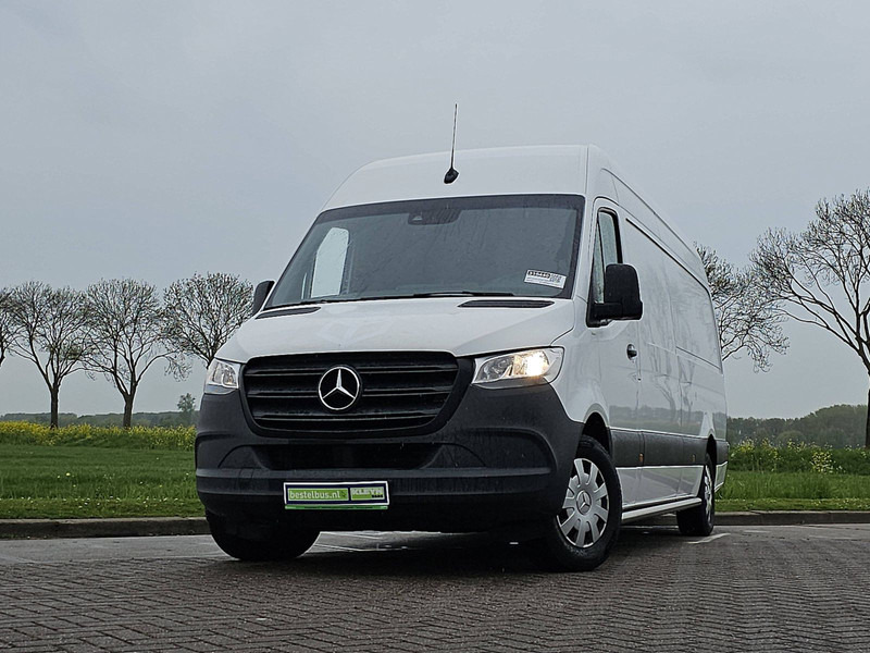 Mercedes-Benz Sprinter 315 AC MBUX EURO6 - Furgon: slika 1 Mercedes-Benz Sprinter 315 AC MBUX EURO6 - Furgon: slika 1