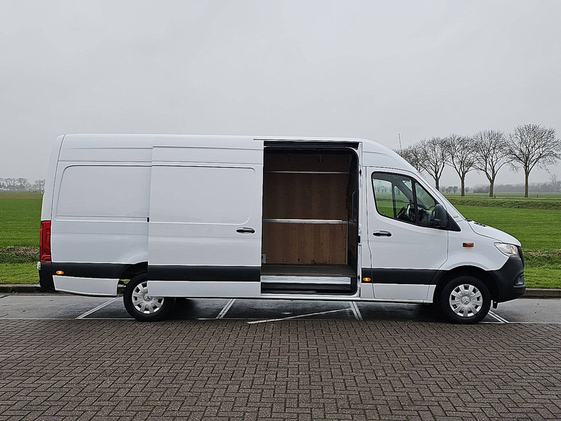 Mercedes-Benz Sprinter 315 L3H2 Maxi Navi Mercedes-Benz Sprinter 315 L3H2 Maxi Navi: slika 15 Mercedes-Benz Sprinter 315 L3H2 Maxi Navi Mercedes-Benz Sprinter 315 L3H2 Maxi Navi: slika 15