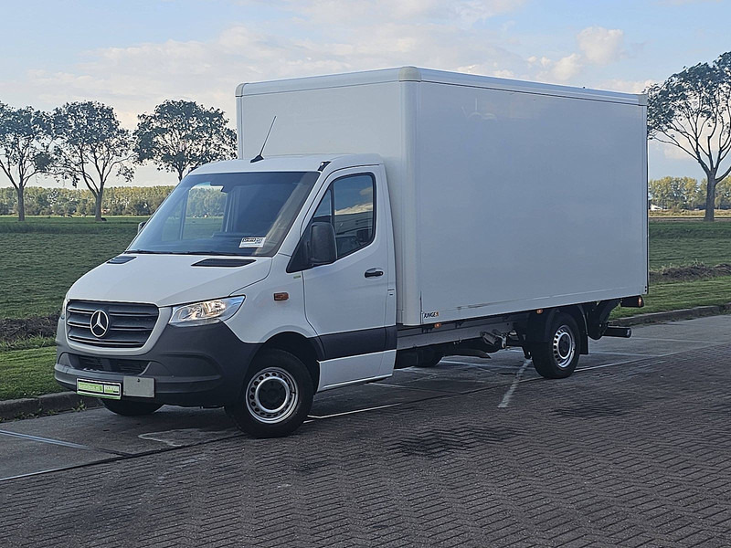 Mercedes-Benz Sprinter 316 Bakwagen Laadklep! - Dostavno vozilo sa zatvorenim sandukom: slika 2 Mercedes-Benz Sprinter 316 Bakwagen Laadklep! - Dostavno vozilo sa zatvorenim sandukom: slika 2