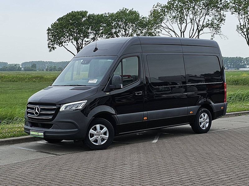 Mercedes-Benz Sprinter 316 L2H2 Dub.-Cab. LED! - Furgon: slika 2 Mercedes-Benz Sprinter 316 L2H2 Dub.-Cab. LED! - Furgon: slika 2