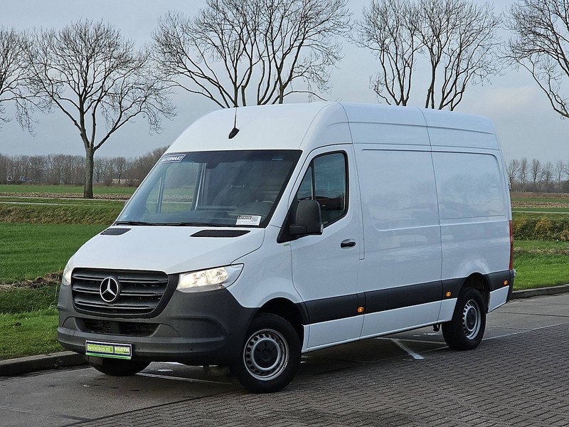 Mercedes-Benz Sprinter 316 L2H2 Navi RWD - Furgon: slika 2 Mercedes-Benz Sprinter 316 L2H2 Navi RWD - Furgon: slika 2
