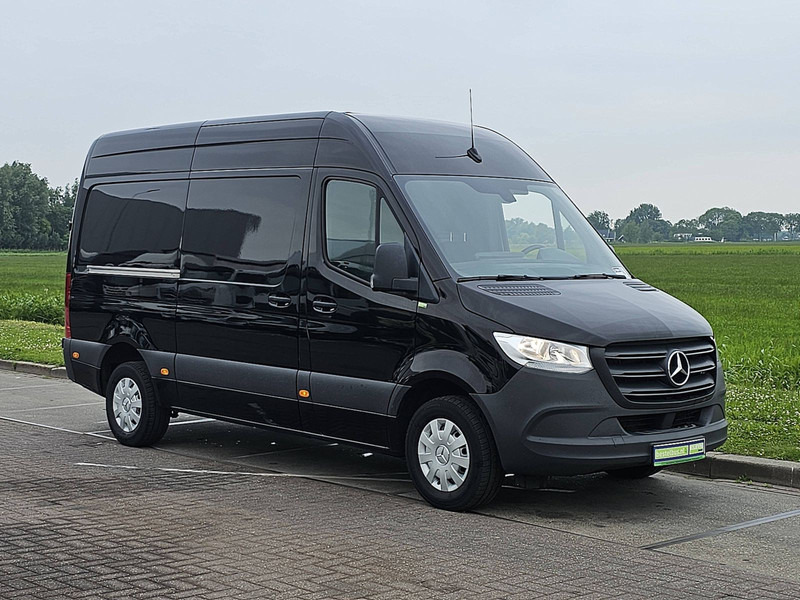 Mercedes-Benz Sprinter 317 L2H2 Navi Airco! - Furgon: slika 5 Mercedes-Benz Sprinter 317 L2H2 Navi Airco! - Furgon: slika 5