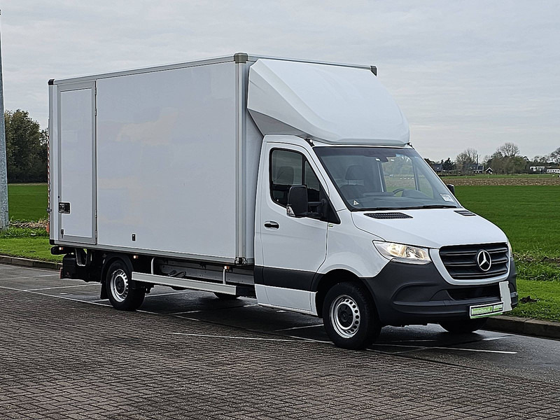 Mercedes-Benz Sprinter 317 ac automaat EURO6 - Dostavno vozilo sa zatvorenim sandukom: slika 5 Mercedes-Benz Sprinter 317 ac automaat EURO6 - Dostavno vozilo sa zatvorenim sandukom: slika 5