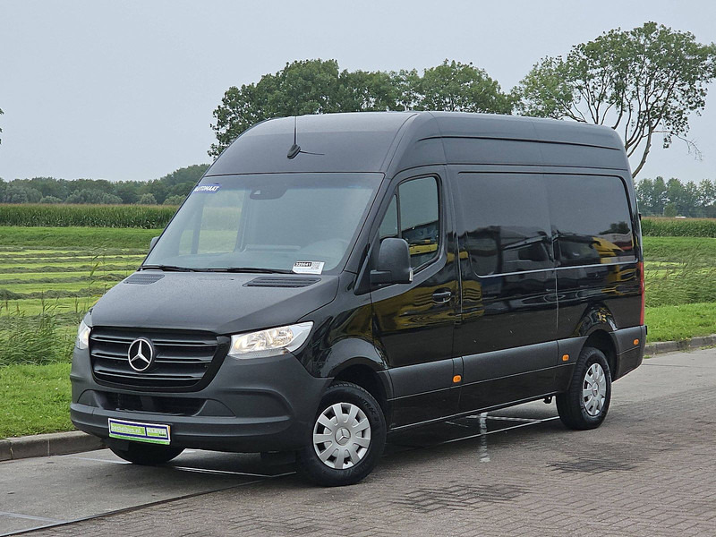 Mercedes-Benz Sprinter 317 laadklep EURO6 - Furgon: slika 2 Mercedes-Benz Sprinter 317 laadklep EURO6 - Furgon: slika 2