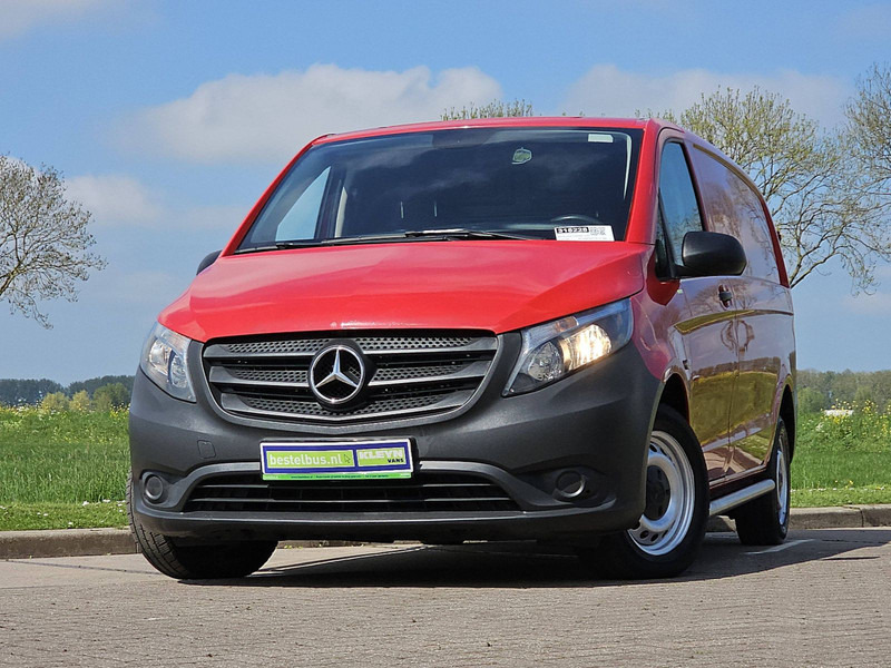 Mercedes-Benz Vito 110 ac EURO6 - Mali kombi: slika 1 Mercedes-Benz Vito 110 ac EURO6 - Mali kombi: slika 1