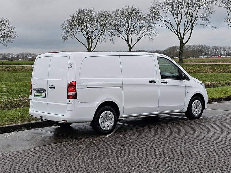 Mercedes-Benz Vito 114 L2H1 Automaat Navi ! - Mali kombi: slika 3 Mercedes-Benz Vito 114 L2H1 Automaat Navi ! - Mali kombi: slika 3