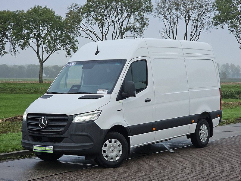 Mercedes-Benz eSprinter 320 L2H2 81kWh Nieuw - Furgon, Električno dostavno vozilo: slika 2 Mercedes-Benz eSprinter 320 L2H2 81kWh Nieuw - Furgon, Električno dostavno vozilo: slika 2