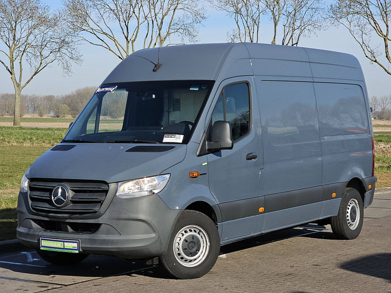 Mercedes-Benz eSprinter L2H2 41kWh Demo! - Furgon, Električno dostavno vozilo: slika 2 Mercedes-Benz eSprinter L2H2 41kWh Demo! - Furgon, Električno dostavno vozilo: slika 2