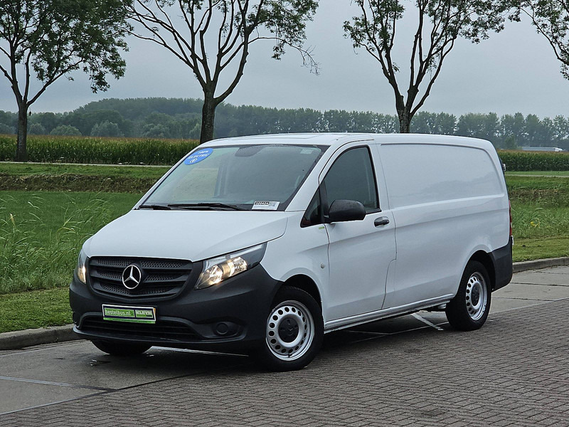 Mercedes-Benz eVito Elektrisch ac EURO6 - Mali kombi, Električno dostavno vozilo: slika 2 Mercedes-Benz eVito Elektrisch ac EURO6 - Mali kombi, Električno dostavno vozilo: slika 2