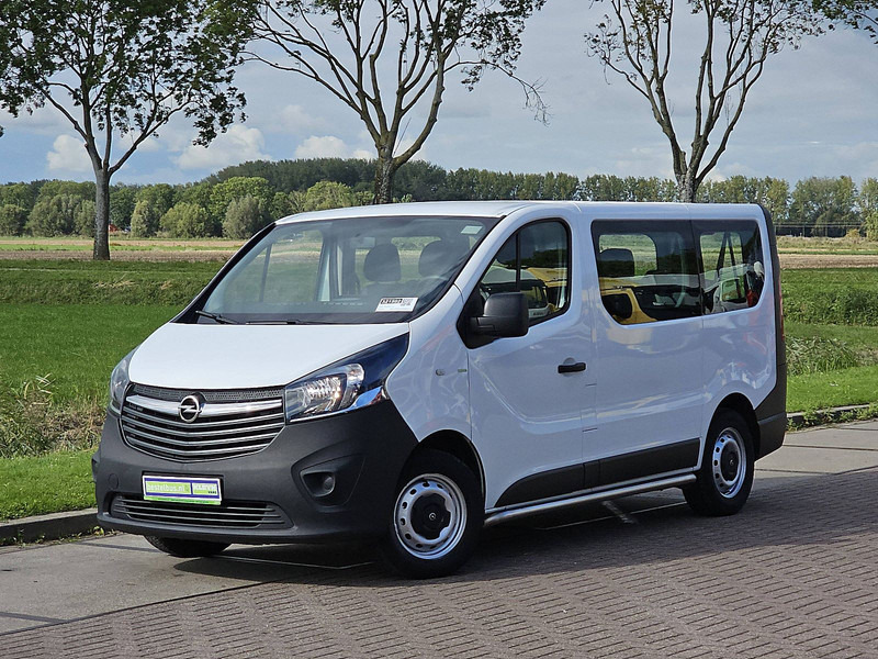 Opel Vivaro 1.6 L1 Combi 9p Airco - Minibus, Putnički kombi: slika 2 Opel Vivaro 1.6 L1 Combi 9p Airco - Minibus, Putnički kombi: slika 2