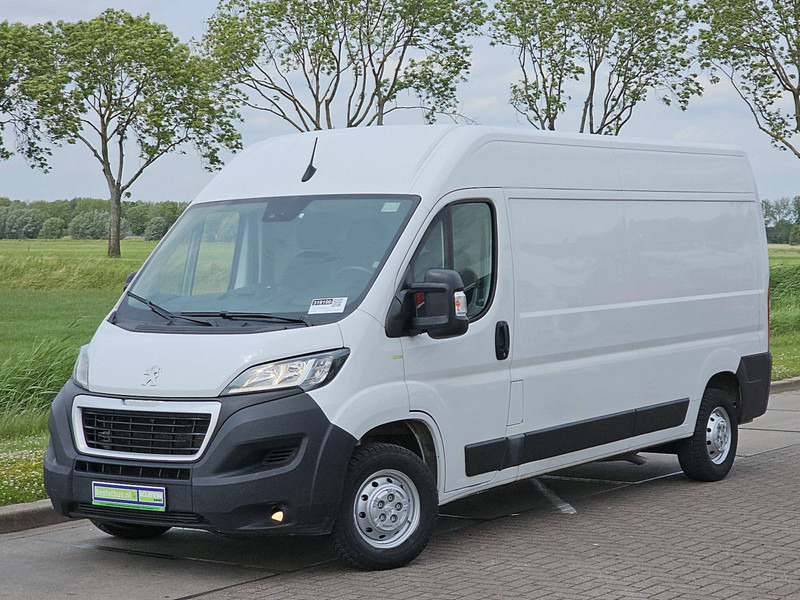 Peugeot Boxer 2.2 BHDI 140 L3H2 - Furgon: slika 2 Peugeot Boxer 2.2 BHDI 140 L3H2 - Furgon: slika 2