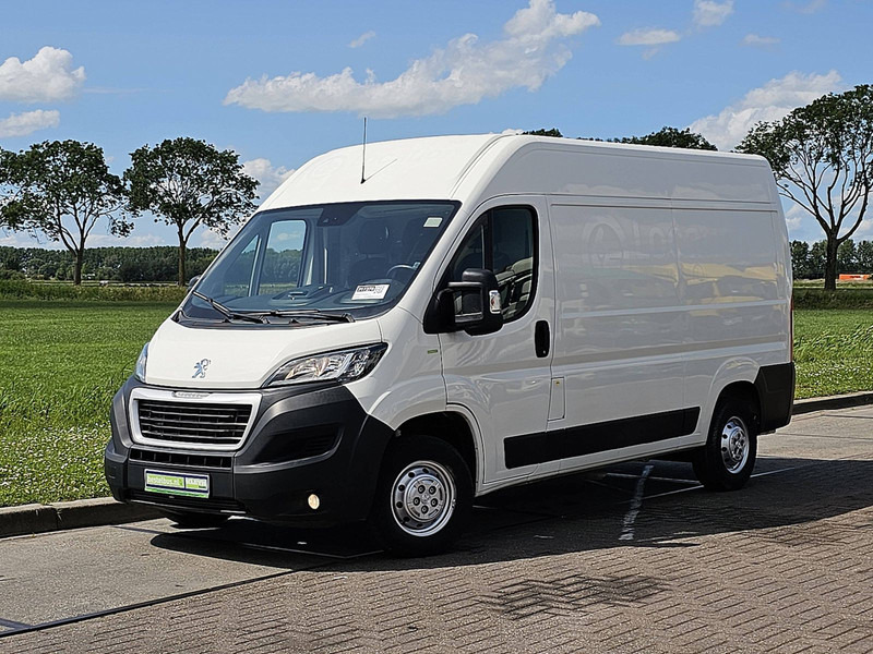 Peugeot Boxer 2.2 HDI 140 L2H2 - Furgon: slika 2 Peugeot Boxer 2.2 HDI 140 L2H2 - Furgon: slika 2
