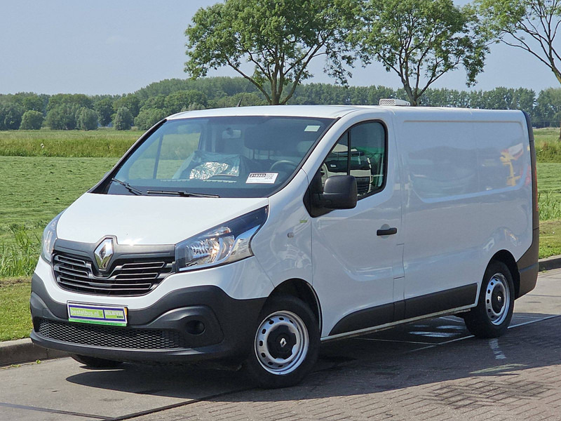 Renault Trafic 1.6 DCI L1H1 Navi Euro6 AC! - Mali kombi: slika 2 Renault Trafic 1.6 DCI L1H1 Navi Euro6 AC! - Mali kombi: slika 2