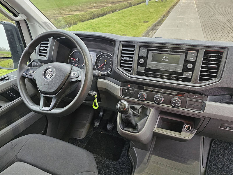 Interior photo 1: Furgon Volkswagen Crafter 50 2.0 Dubbellucht Euro6 AC