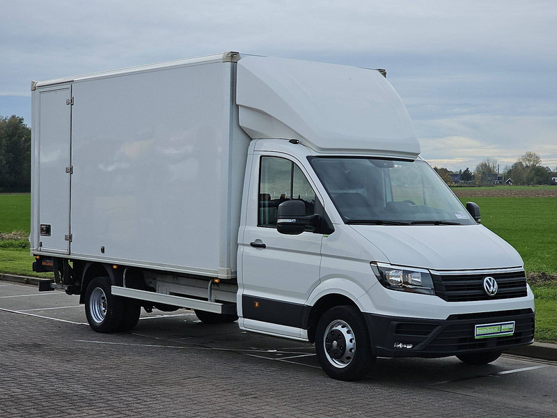Volkswagen Crafter 50 2.0 ac carplay EURO6 - Dostavno vozilo sa zatvorenim sandukom: slika 5 Volkswagen Crafter 50 2.0 ac carplay EURO6 - Dostavno vozilo sa zatvorenim sandukom: slika 5