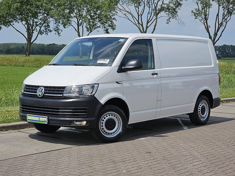 Volkswagen Transporter 2.0 TDI L1H1 Navi Euro6 NAP! - Mali kombi: slika 2 Volkswagen Transporter 2.0 TDI L1H1 Navi Euro6 NAP! - Mali kombi: slika 2