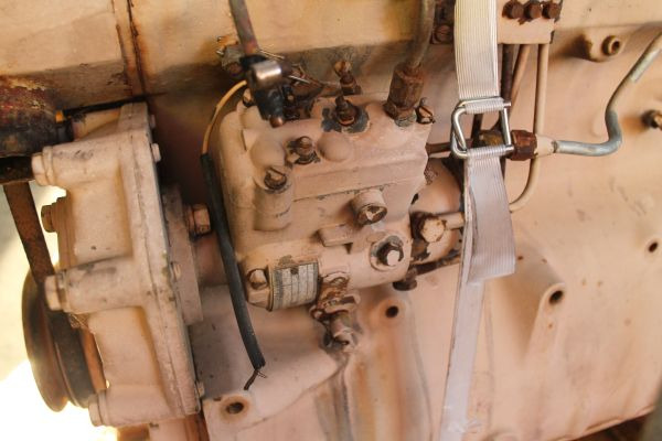 Motor za Industrijska oprema John Deere 4230 DF: slika 9 Motor za Industrijska oprema John Deere 4230 DF: slika 9