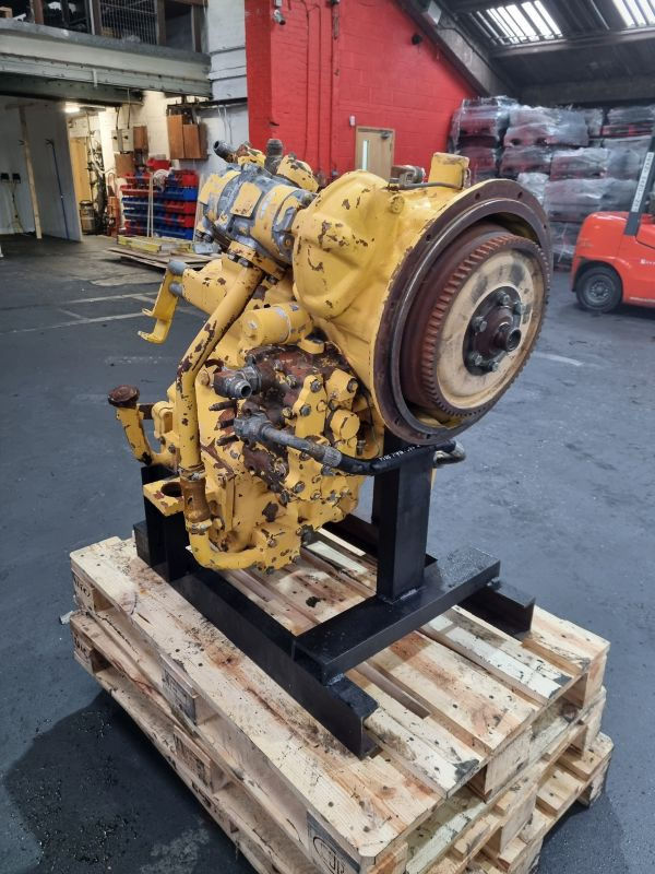 Komatsu 714-16-20002 Gearbox (Plant) - Menjač za Građevinska mašina: slika 1 Komatsu 714-16-20002 Gearbox (Plant) - Menjač za Građevinska mašina: slika 1