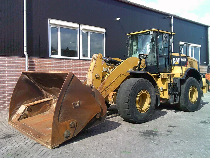 Caterpillar 950M - Utovarivač točkaš: slika 1 Caterpillar 950M - Utovarivač točkaš: slika 1