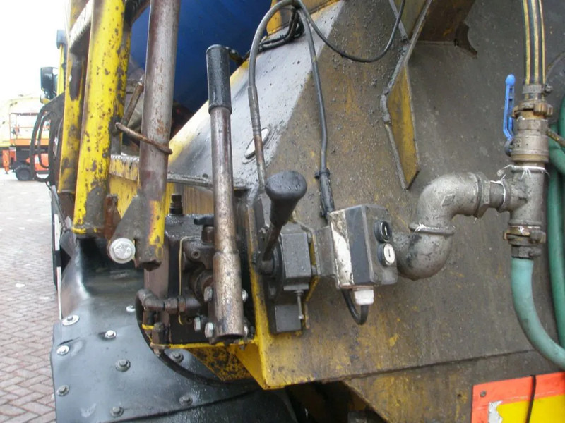 De Buf mixer - Poluprikolica mikser: slika 5 De Buf mixer - Poluprikolica mikser: slika 5