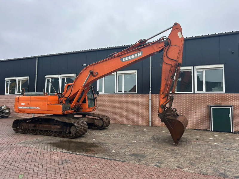 Doosan DX255LC - Bager guseničar: slika 4 Doosan DX255LC - Bager guseničar: slika 4