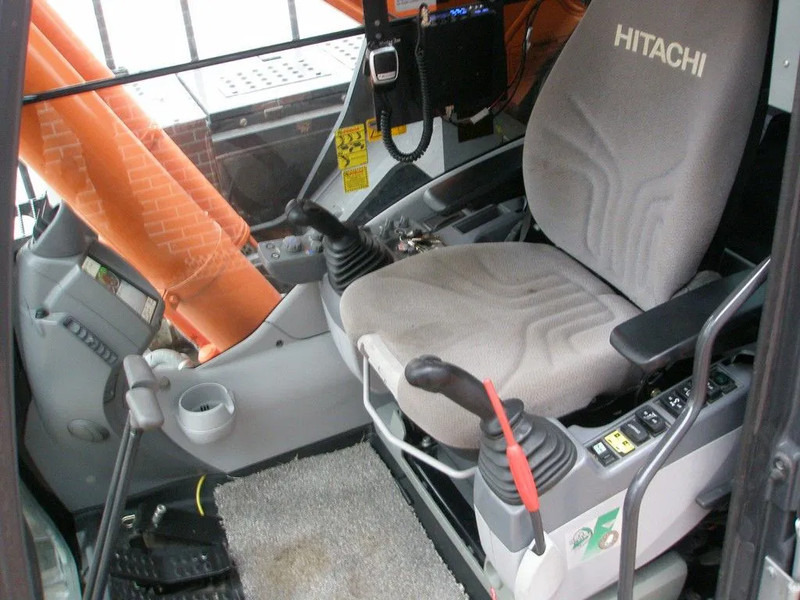 Bager guseničar Hitachi ZX490LCH-6: slika 8