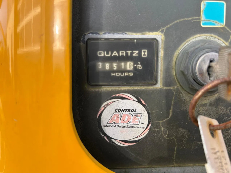 Zglobna platforma JLG 450AJ: slika 7