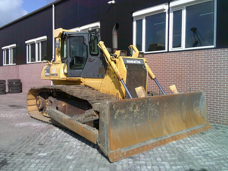 Komatsu D65PX-15 - Buldožer: slika 4 Komatsu D65PX-15 - Buldožer: slika 4