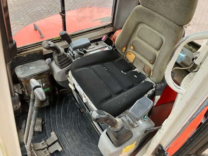 Mini bager Kubota KX121-3a: slika 6