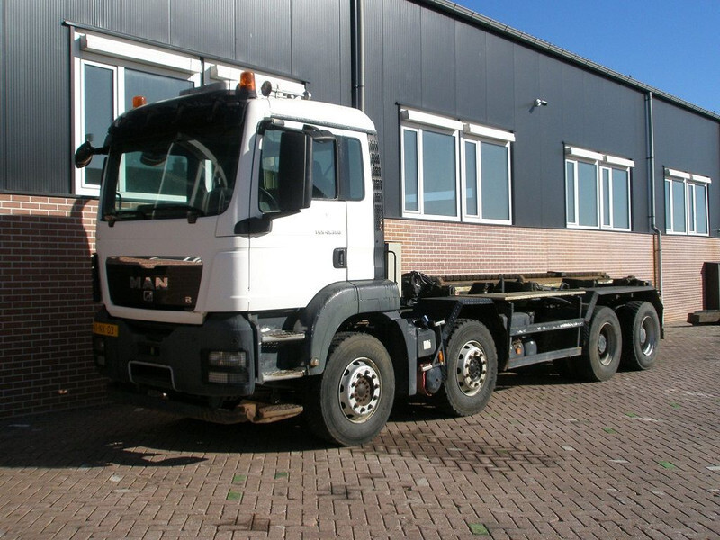 MAN TGS 41.360 8X4 BB - Kamion sa kablovskim sistemom: slika 1 MAN TGS 41.360 8X4 BB - Kamion sa kablovskim sistemom: slika 1