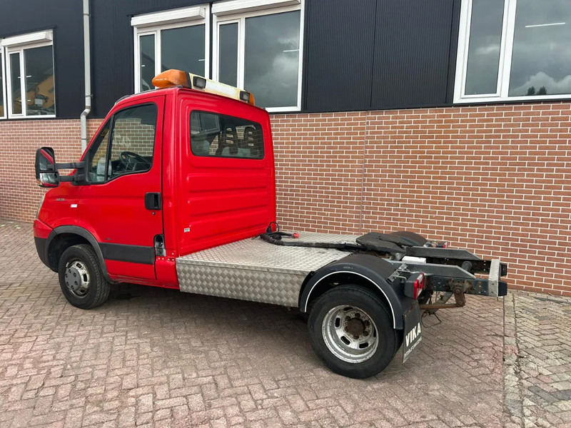 Iveco Daily 40 C18 - Tegljač: slika 3 Iveco Daily 40 C18 - Tegljač: slika 3