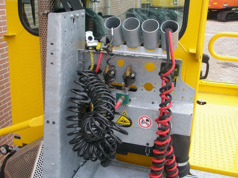 Terberg YT 193 YT193 - Terminalni traktor: slika 5 Terberg YT 193 YT193 - Terminalni traktor: slika 5