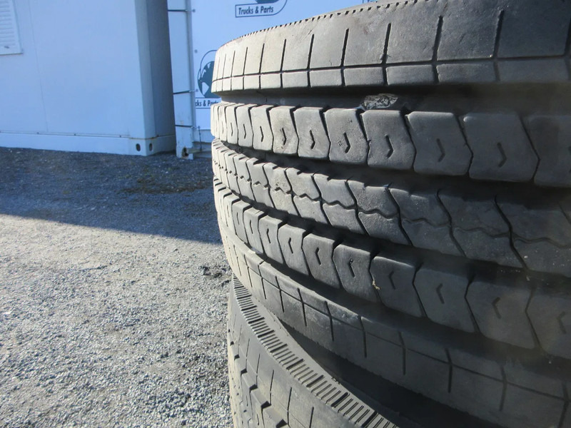 Aeolus 315/70R 22,5 M+S LOD 156/150L PROFIEL 80% MET STAAL WIEL VOOR 2X - Guma za Kamion: slika 2 Aeolus 315/70R 22,5 M+S LOD 156/150L PROFIEL 80% MET STAAL WIEL VOOR 2X - Guma za Kamion: slika 2