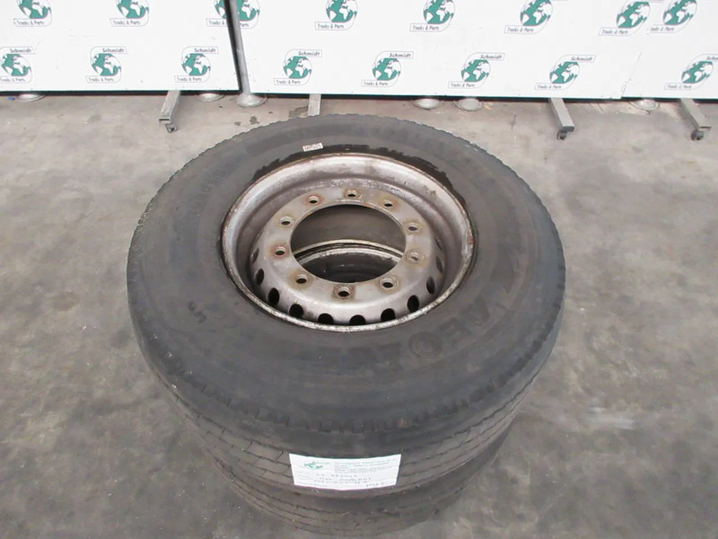 Aeolus 385 65 R 22.5 VOORBAND M+S MET STAAL WIEL 2 X OP VOORRAAD - Guma za Kamion: slika 2 Aeolus 385 65 R 22.5 VOORBAND M+S MET STAAL WIEL 2 X OP VOORRAAD - Guma za Kamion: slika 2