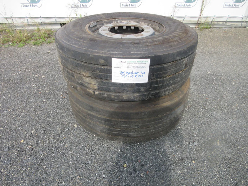 Bridgestone 385 / 65 R 22.5 OPLEGGER BANDEN MET STAAL WIEL - Guma za Kamion: slika 3 Bridgestone 385 / 65 R 22.5 OPLEGGER BANDEN MET STAAL WIEL - Guma za Kamion: slika 3